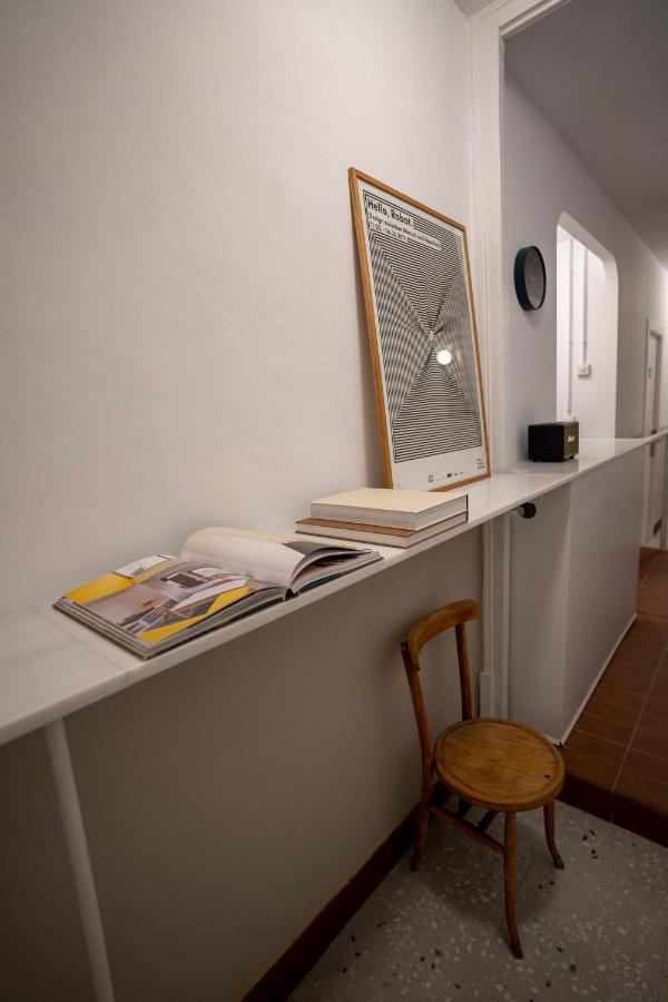 ברצלונה Hostal Hera מראה חיצוני תמונה