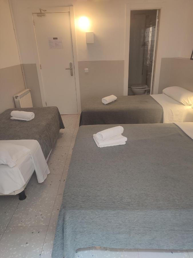 ברצלונה Hostal Hera מראה חיצוני תמונה