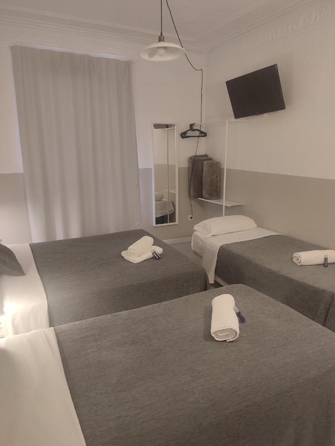 ברצלונה Hostal Hera מראה חיצוני תמונה